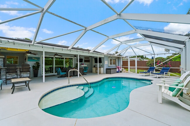 Photo - 9674 Dogwood Ave