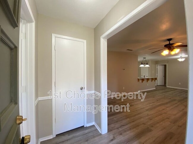 Photo - 2311 Kingsford Ct