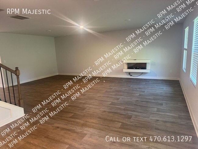 Photo - 411 Daffodil Ln