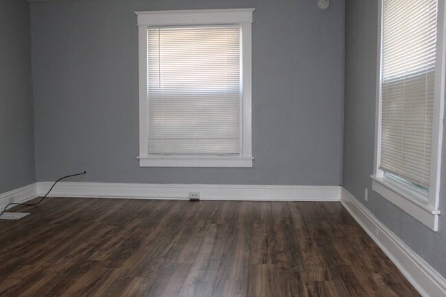 Photo - 621 Gooding St
