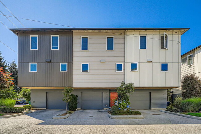 Photo - 1811 SW 96th Ln Rental