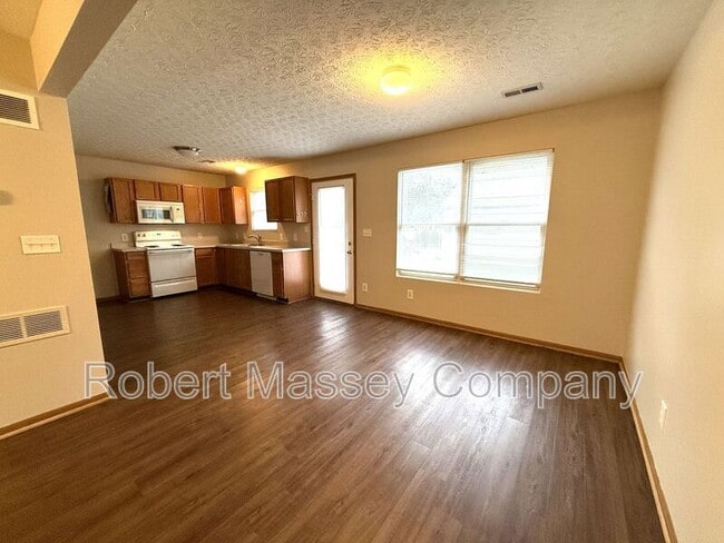 Photo - 7127 Black Mountain Dr