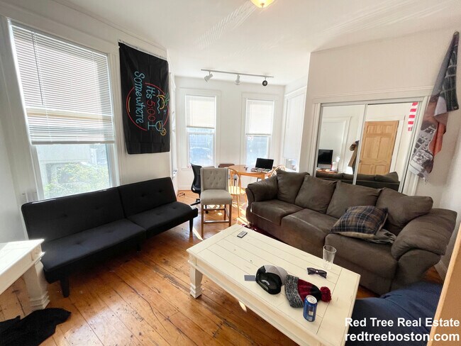 Photo - 37 Hillside St Unit 1