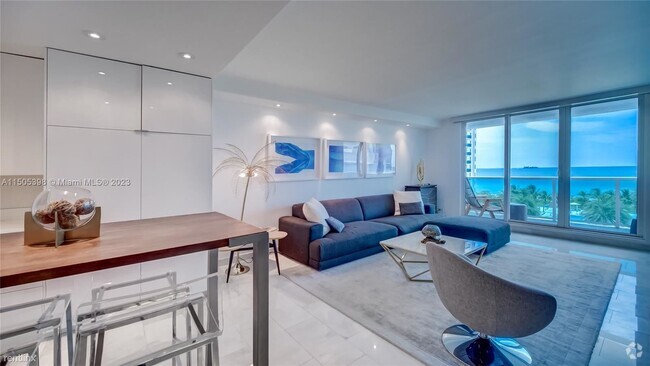 Building Photo - 2 br, 1 bath Condo - 2301 Collins Ave # A638 Unit # A638