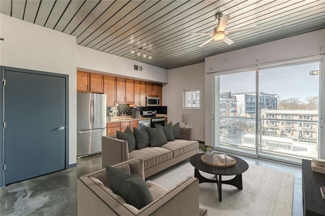 Photo - 620 Glen Iris Dr NE Unit 501