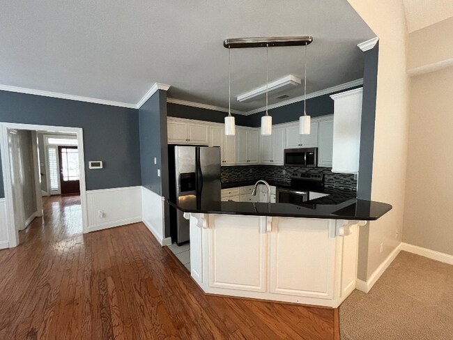 Photo - 921 Mitchell Ln Casa