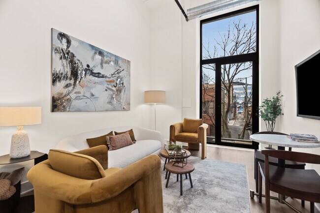 Photo - 813 W Evergreen Ave Unit 205