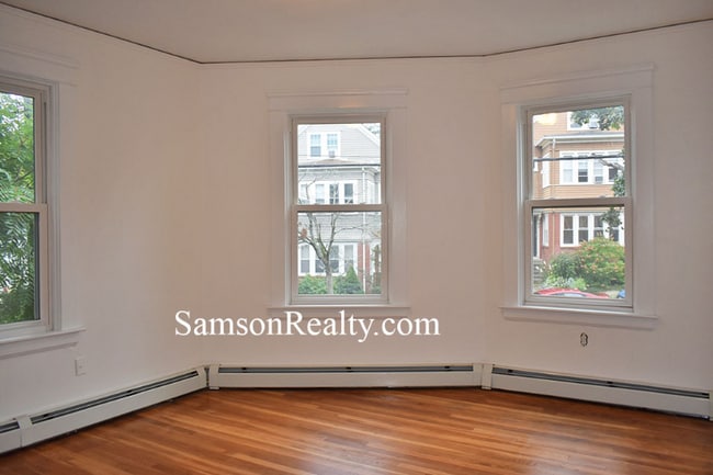 Photo - 40 Sessions St Unit 17