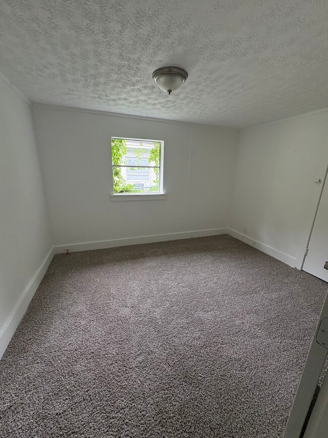 Photo - 1134 Oak St