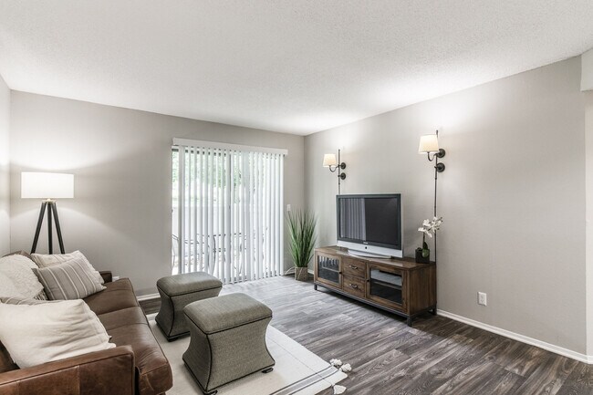 Photo - Southpoint at Stones River