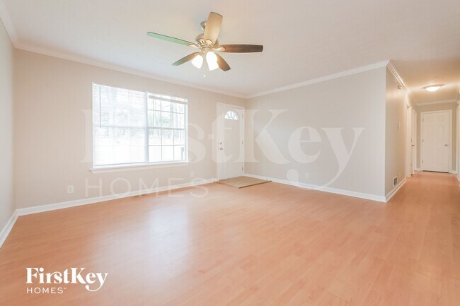 Photo - 671 Rocky Point Rd