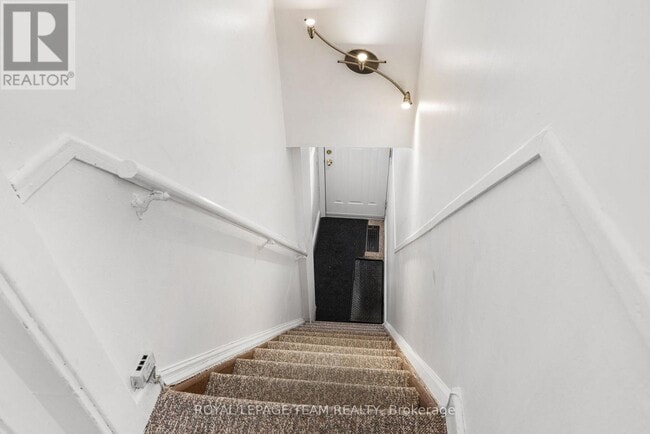 Photo - 163 Genest St