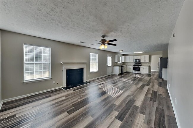 Photo - 3193 English Ivy Ln