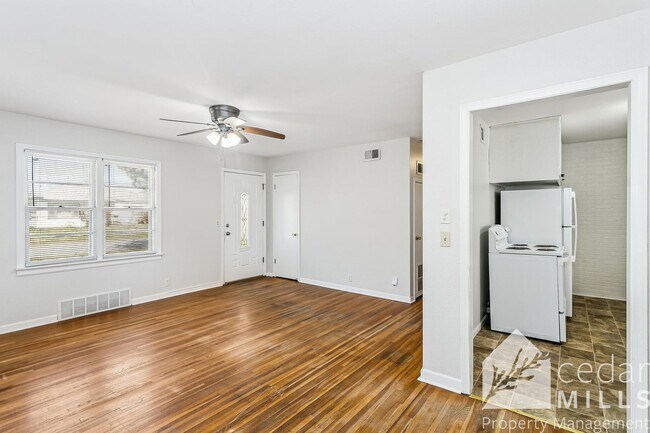 Photo - 3 Bedroom in South Wichita with Oversized Garage