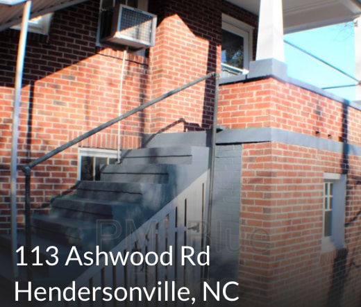 Building Photo - "Charming 2-Bed Home with Gleaming Hardwood Floors in Hendersonville!"