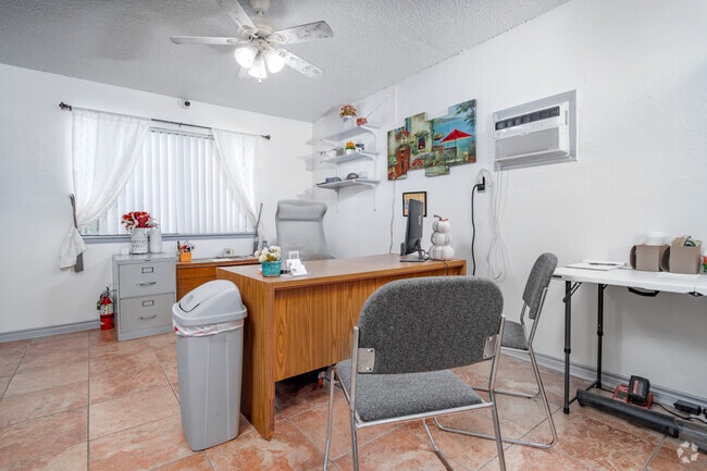 Leasing Office