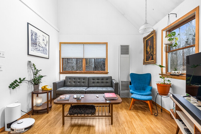 Photo - 45 Caroline Dr