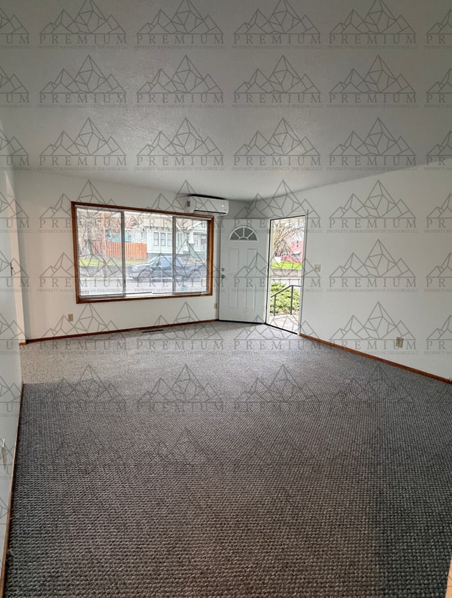 Photo - 9th St Triplex Unidad 1505 East 9th St