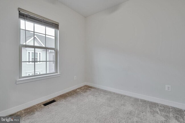 Photo - 7849 Francis Dickens Ln