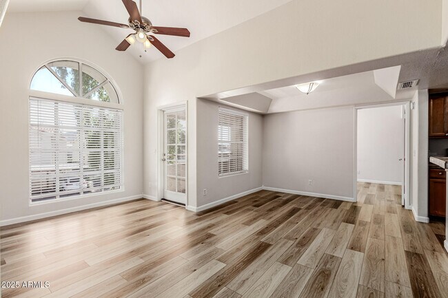 Photo - 1333 E Morten Ave Unit 227
