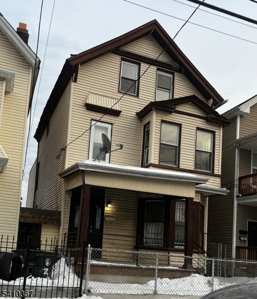Building Photo - 345 Summer Ave