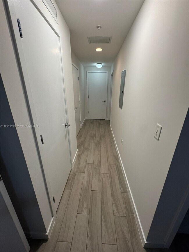 Photo - 999 SW 1st Ave Unit 2901