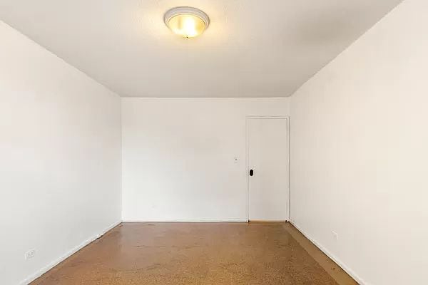 Photo - 1966 Newbold Ave