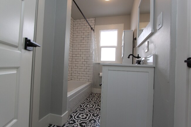 Photo - 1316 13th Ave