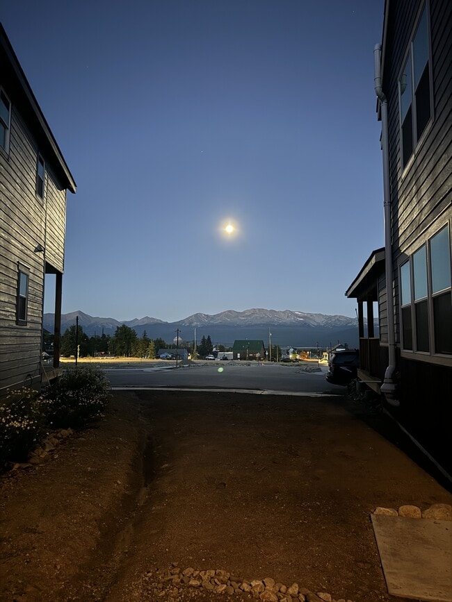 Photo - 1302 Silver Vault St