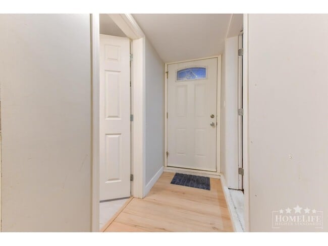 Photo - 7437 Garfield Dr