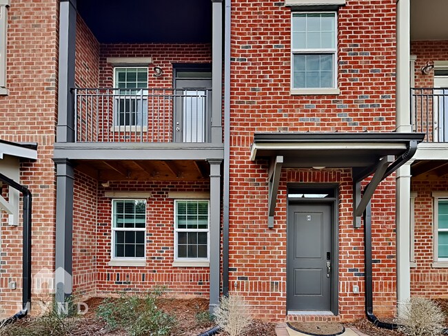 Building Photo - 1777 Temple Ave Rental