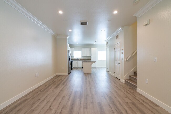 Vantaggio Townhomes