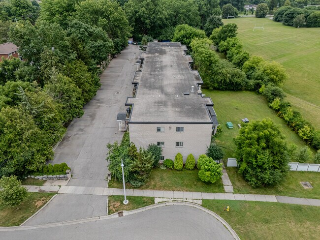 Photo - 101 Veronica Avenue