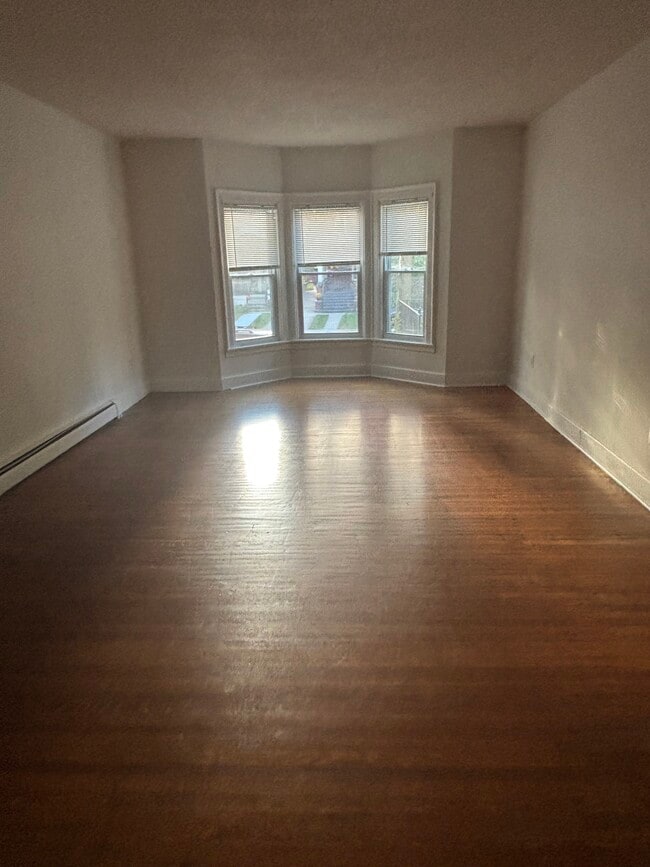 Photo - 35 Ashland Ave Unit 2