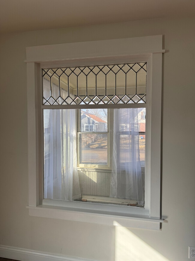 Photo - 3111 Arthur St NE