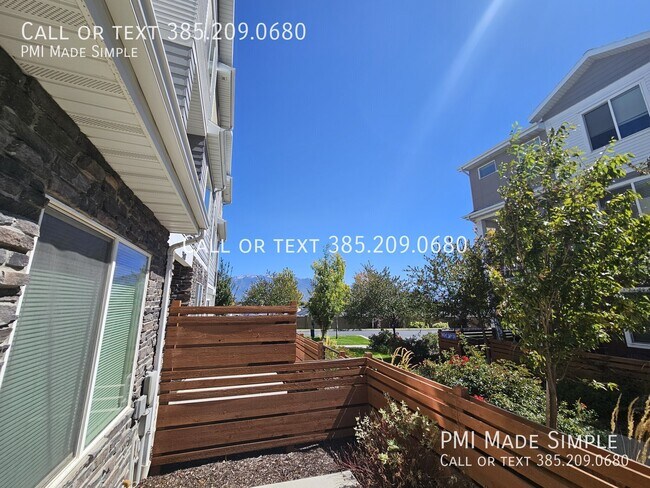 3659 Dusky Sky Ln