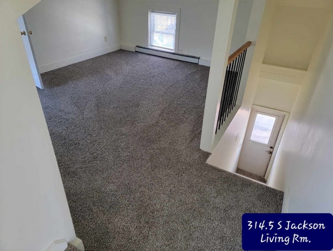Photo - 314 1/2 S Jackson St