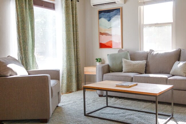 Photo - 920 W Lemp St Unidad ID1324050P