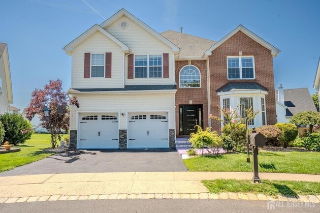 8 Jumping Brook Ct