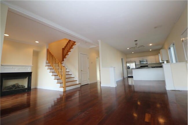 Photo - 143 Grovers Ave