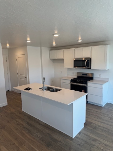Photo - 877 E Oakum Ln