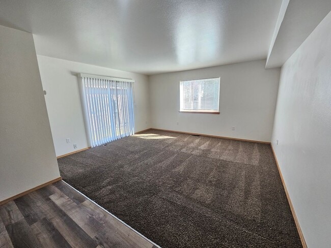 Photo - 1803 W Bemis St