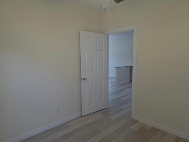 Photo - 119 Pine Island Dr
