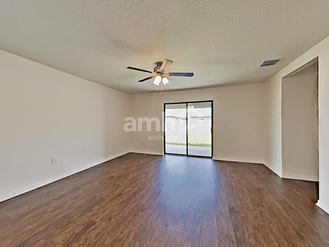 Photo - 1108 Brenton Leaf Dr
