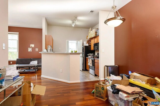 Photo - 700 Walker Sq Unit 4A