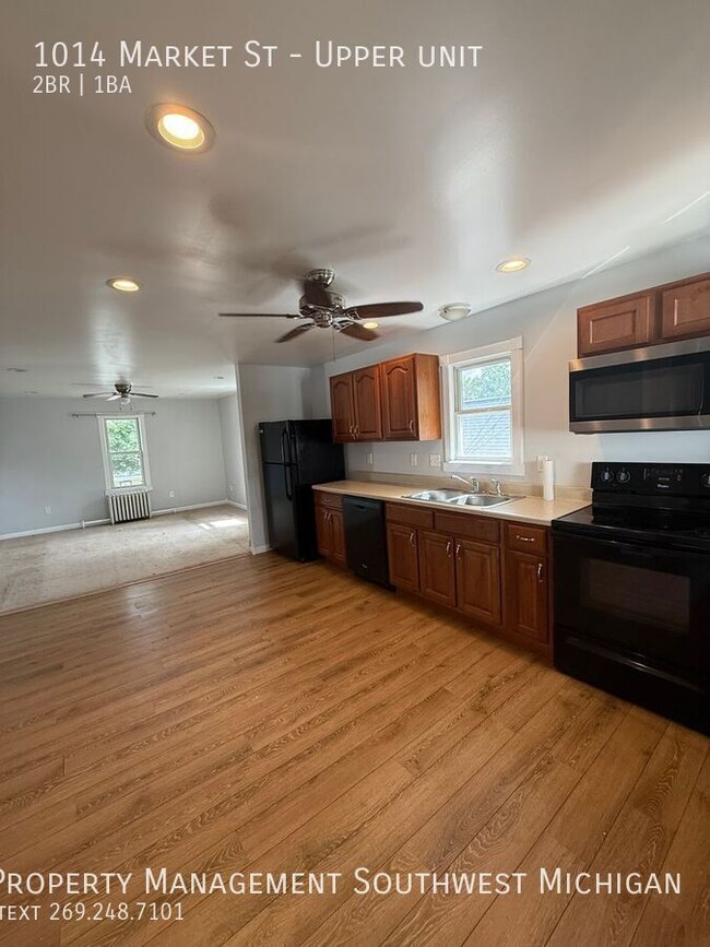 Photo - 1014 Market St Unit Upper