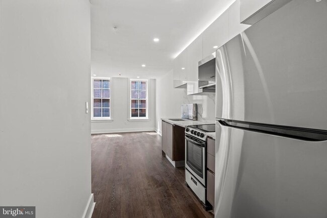Photo - 253 N 3rd St Townhome