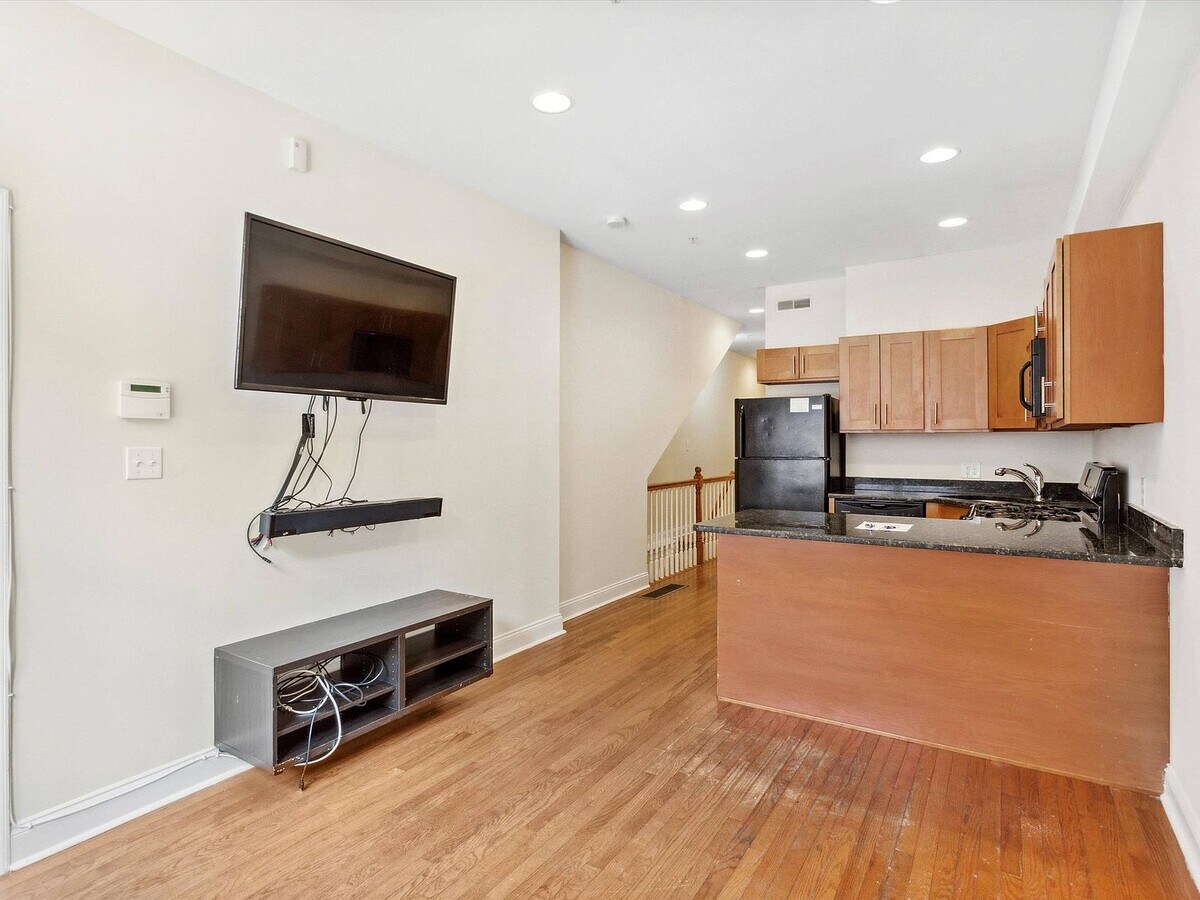 Photo - 1929 N 18th St Apartamentos Unidad A