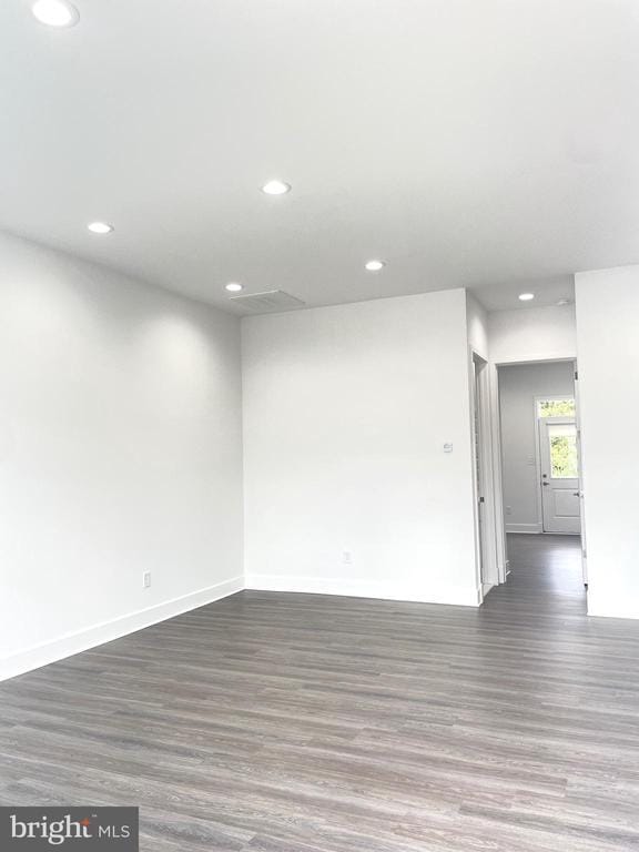 Photo - 63 LOCKWOOD Dr