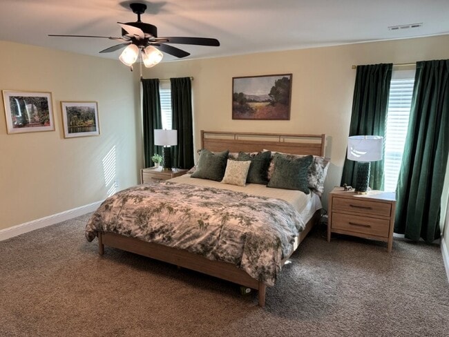 Photo - 2415 England Ln